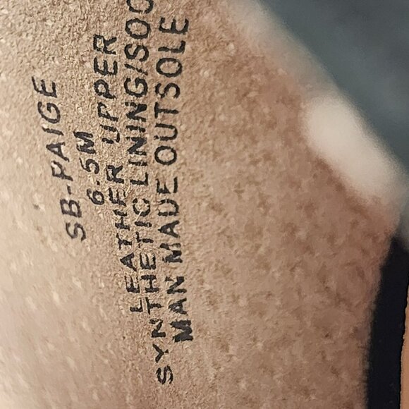 Betsy Johnson Women's Black Suede silver rhinestone chunky heel pump size 6.5 - Picture 8 of 8